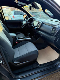 **CARS TRUCKS SUV 4X4 VAN AWD EDMONTON FINANCING AVAILABLE EASY FINANCING ** 2023 TOYOTA TACOMA TRD... (image 5)