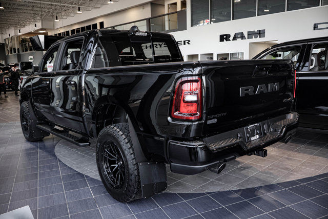 2025 Ram 1500 LIFTED LOADED SPORT CREWCAB 4X4 LEATHER SUNROOF in Cars & Trucks in Strathcona County - Image 2