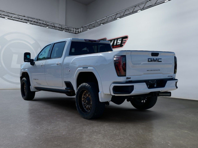 2024 GMC Sierra 3500HD in Cars & Trucks in Medicine Hat - Image 3