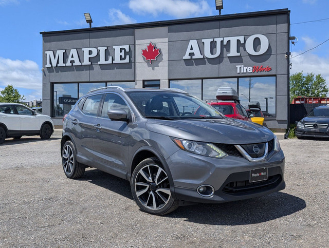 2017 Nissan Qashqai SL AWD |NAVI | LEATHER | SUNROOF | CAMERA in Cars & Trucks in London