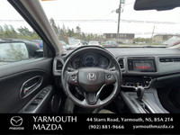 Sunroof, Leather Seats, Low Kms, Navigation System, Heated Seats, Air Conditioning, Lane Assist, Cru... (image 9)