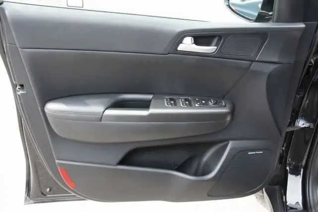 2017 KIA SPORTAGE EX in Cars & Trucks in Oshawa / Durham Region - Image 14