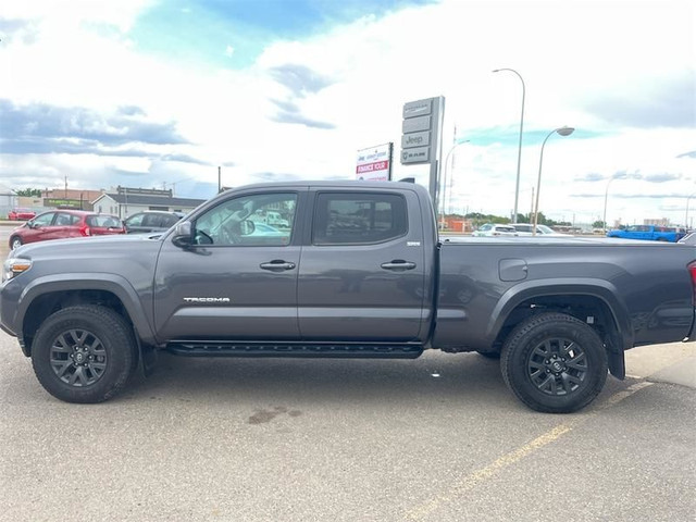 2023 Toyota Tacoma SR - Heated Seats - Apple CarPlay in Cars & Trucks in Lethbridge - Image 2