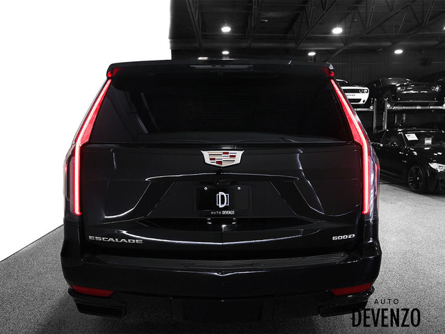 2024 Cadillac Escalade ESV ESV 4WD Sport Platinum Diesel Duramax in Cars & Trucks in Laval / North Shore - Image 4