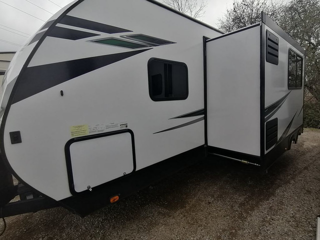 2023 STARCRAFT ULTRA LITE 241BHS in Travel Trailers & Campers in London - Image 3