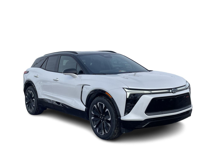 2025 Chevrolet Blazer EV RS in Cars & Trucks in City of Montréal - Image 2
