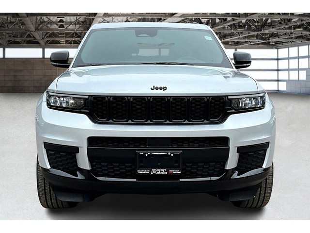 2024 Jeep Grand Cherokee L L Altitude | 6 Seats | Sunroof | Safe in Cars & Trucks in Mississauga / Peel Region - Image 3