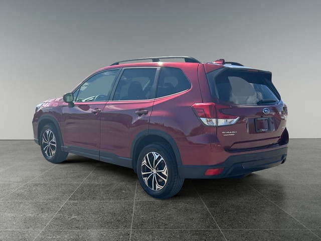 2021 Subaru Forester Touring / Heated Seats / Sunroof in Cars & Trucks in Calgary - Image 4