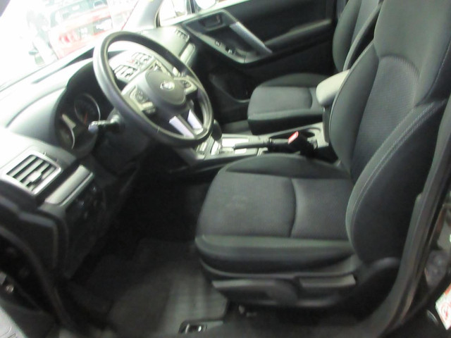 SUBARU FORESTER 2018 AWD AUTOMATIQUE SIEGES CHAUFFANT CAMERA REC in Cars & Trucks in Lévis - Image 4