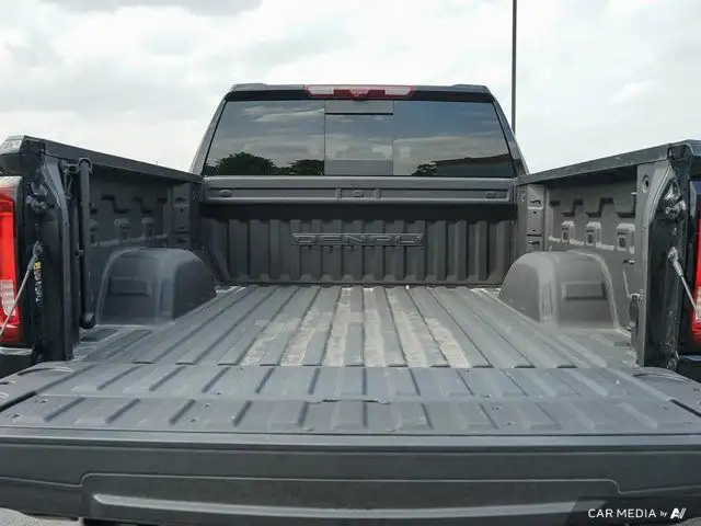 2024 GMC Sierra 1500 Denali | V8 | Heads Up Display | Sunroof in Cars & Trucks in Windsor Region - Image 12