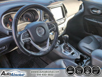 Engine: 3.2 L Safety Equipment Poutres anti-intrusion Contrôle électronique de la stabilité et contr... (image 9)