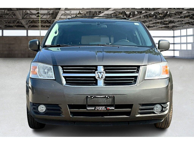 2010 Dodge Grand Caravan SXT | Stow n Go | AS IS | FWD in Cars & Trucks in Mississauga / Peel Region - Image 3