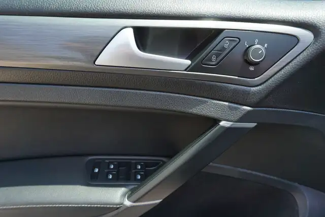 2019 Volkswagen Golf SportWagen in Cars & Trucks in Oakville / Halton Region - Image 26