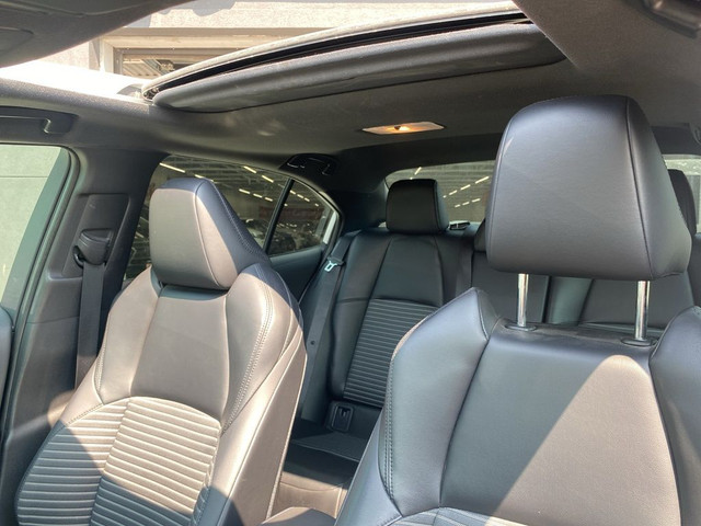 2020 Toyota Corolla XSE 2.0L | Sunroof | Nav | Auto | WOW KMS | in Cars & Trucks in St. Catharines - Image 2