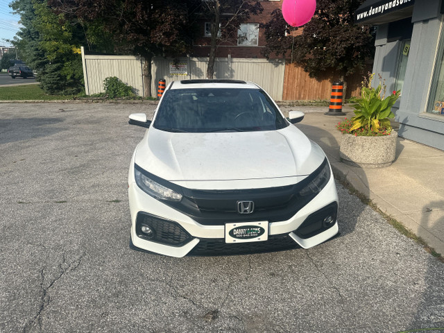 2017 Honda Civic Sport Touring HATCH in Cars & Trucks in Mississauga / Peel Region - Image 2