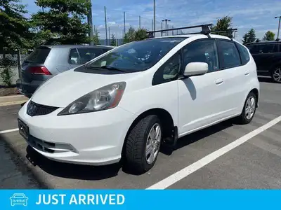 IIHS Top Safety Pick. This Honda Fit boasts a Gas I4 1.5L/91 engine powering this Manual transmissio...