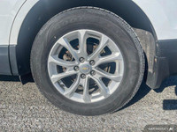 KBB.com 10 Best SUVs Under $30,000. This Chevrolet Equinox has a dependable Turbocharged Gas I4 1.5L... (image 8)