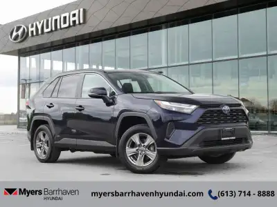 Sunroof, Heated Steering Wheel, Power Liftgate, Heated Seats, Aluminum Wheels, Apple CarPlay, Androi...