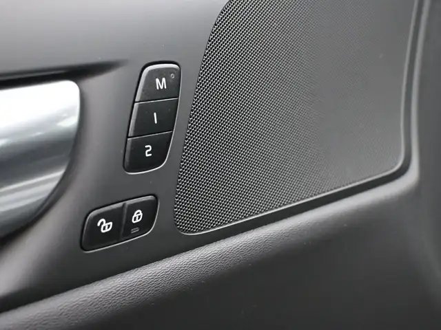 2024 Volvo S60 B5 B5 CORE SUNROOF, NAVIGATION, HEATED POWER SEAT in Cars & Trucks in City of Halifax - Image 15