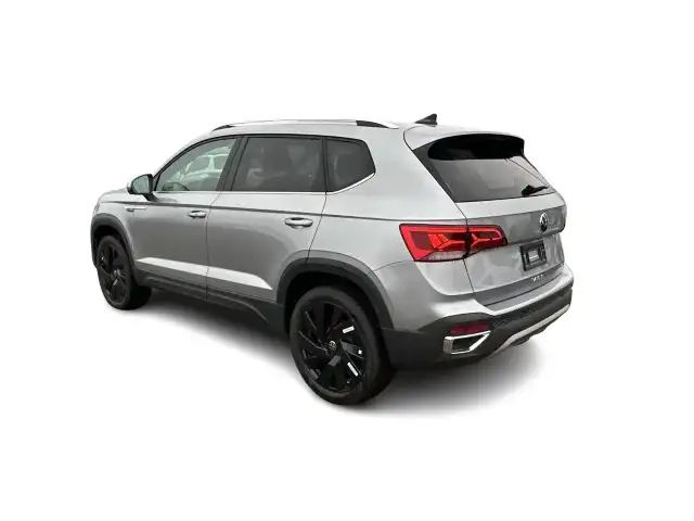 2024 Volkswagen Taos Highline 4MOTION in Cars & Trucks in City of Montréal - Image 11