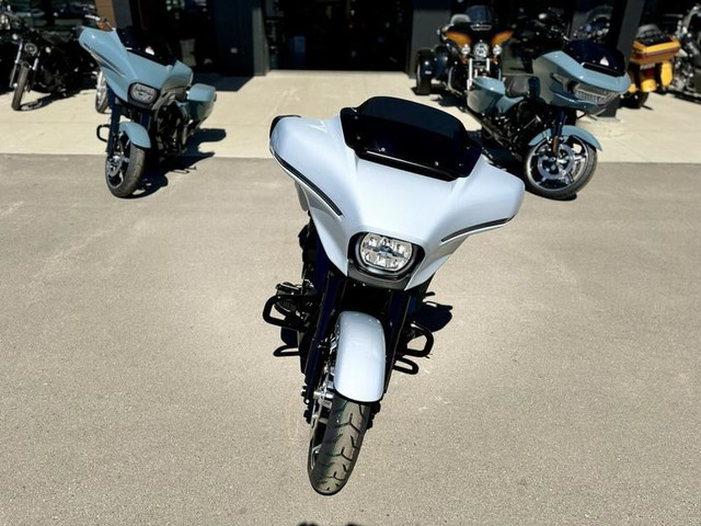 2024 Harley-Davidson FLHX - Street Glide dans Routières sportives  à Saskatoon - Image 2