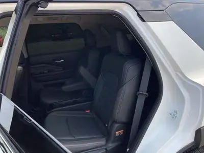 2024 Nissan Pathfinder Platinum 4WD | Remote Start | Leather, View more