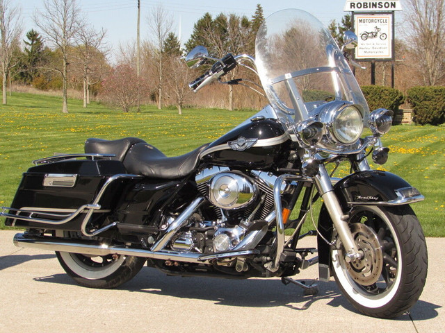  2003 Harley-Davidson FLHR Road King SE 204 Cams with Hydraulic  in Touring in Leamington - Image 3