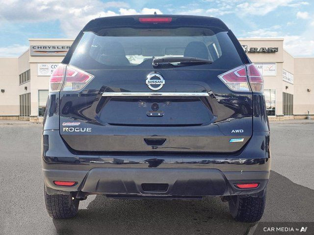 2014 Nissan Rogue in Cars & Trucks in Grande Prairie - Image 4