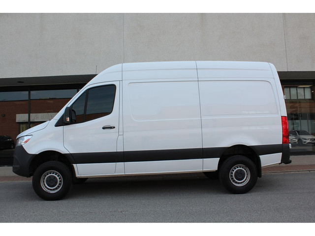 2019 Mercedes-Benz Sprinter Cargo Van \"4X4\" - 3 SEATER LEATHER in Cars & Trucks in City of Toronto - Image 4
