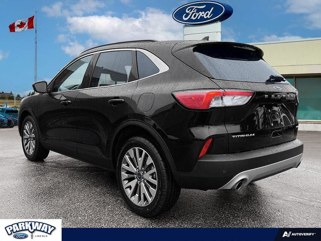 2022 Ford Escape Titanium LEATHER | 2.0L ECOBOOST ENGINE | RE... in Cars & Trucks in Kitchener / Waterloo - Image 4