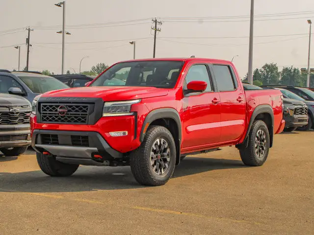 2023 Nissan Frontier PRO-4X 3.8L dans Autos et camions dans Ville d’Edmonton - Image 5