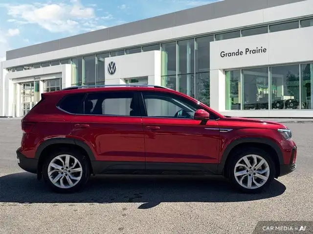 2022 Volkswagen Taos Comfortline in Cars & Trucks in Grande Prairie - Image 7