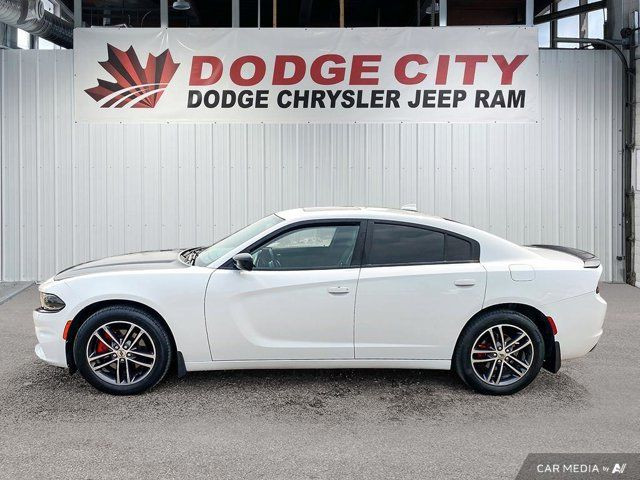 2019 Dodge Charger SXT in Cars & Trucks in Saskatoon - Image 2