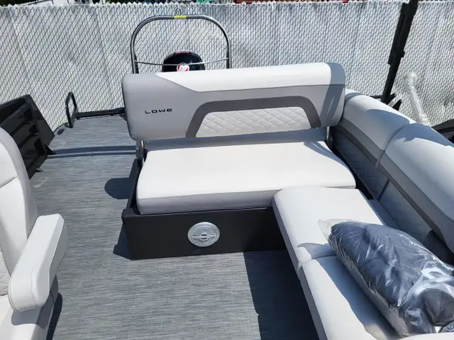 2023 Lowe Boats SS21CL in Powerboats & Motorboats in Québec City - Image 6