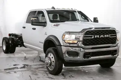 FLEET CANCELLATION! HAVE 2 OF THESE 5500 CREW CAB DIESEL CAB CHASSIS! OPTIONS INCLUDED ARE HEATED CL...