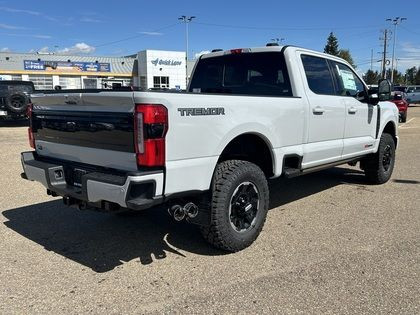 2025 Ford F-350 PLATINUM w/TREMOR PKG, MAX RECL., PRO PWR & MNRF in Cars & Trucks in Edmonton - Image 3
