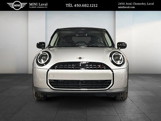 2025 MINI 5 Door Cooper S in Cars & Trucks in Laval / North Shore - Image 2