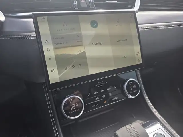 2023 Jaguar F-PACE P250 AWD S in Cars & Trucks in Oshawa / Durham Region - Image 20