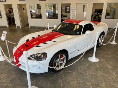  2010 Dodge Viper SPECIAL EDITION! CANADIAN EDITION! ONE OF FIVE