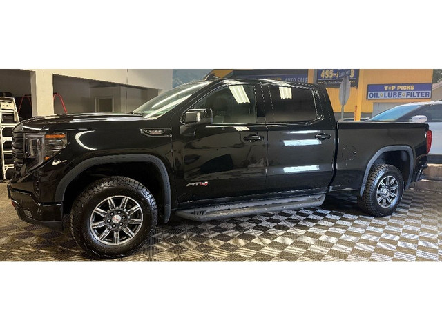 2024 GMC Sierra 1500 AT4, Fully Loaded, 3.0 Liter Diesel, One Ow in Cars & Trucks in North Bay - Image 2