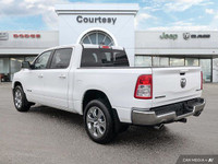 Block heater, Class IV Receiver Hitch, Emergency communication system: SiriusXM Guardian, Fully auto... (image 3)