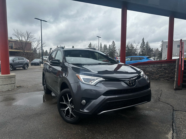2017 Toyota RAV4 AWD 4dr SE-*HAIL SPECIAL!*-SUN ROOF-HEATED WHEE in Cars & Trucks in Calgary - Image 3