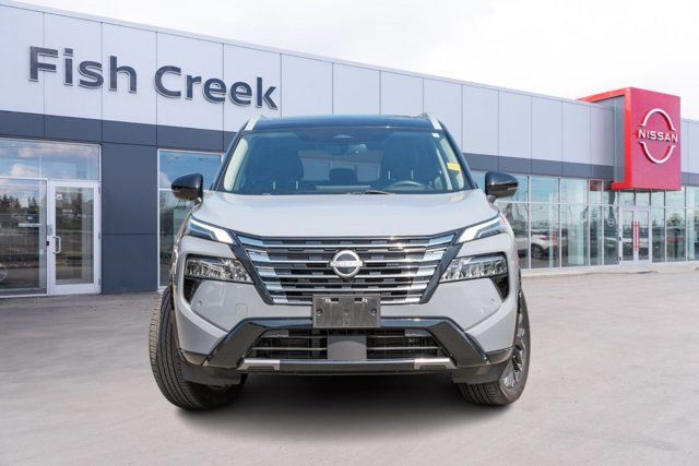 2024 Nissan Rogue Platinum | Nissan Executive Demo | No in Cars & Trucks in Calgary - Image 2