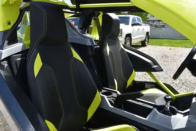 2018 Polaris Other in Street, Cruisers & Choppers in Calgary - Image 14