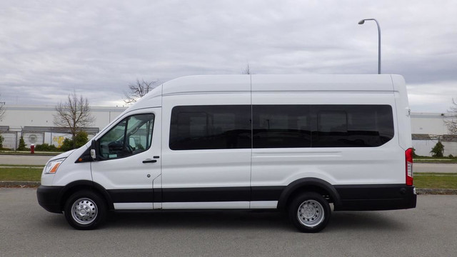 2019 Ford Transit 350 Wagon HD High Roof 15 Passenger Van 148 In in Cars & Trucks in Richmond - Image 3
