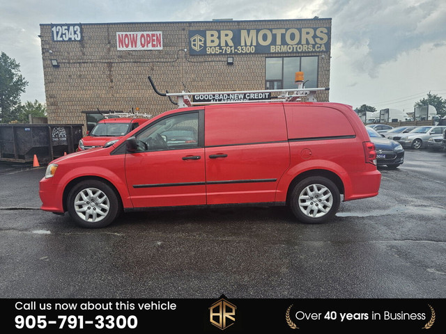 2015 Ram Cargo Van Base | Roof rack | Commercial Van in Cars & Trucks in Mississauga / Peel Region - Image 4