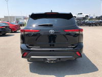 XLE AWD Engine: LIGHT/MEDIUM DUTY L/100Km City: 11.8 L/100Km Hwy: 8.6 Safety Equipment Electronic St... (image 6)