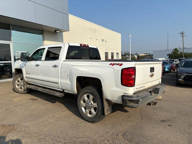 2019 Chevrolet Silverado 2500HD LTZ Plus 6.6L Duramax in Cars & Trucks in Edmonton - Image 4