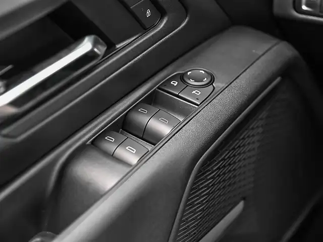 2024 Chevrolet Silverado EV 4WT in Cars & Trucks in City of Montréal - Image 17
