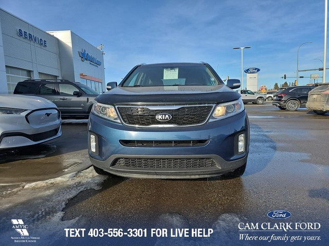 2014 Kia Sorento EX V6 AWD * HEATED FRONT/REAR SEATS * REMOTE... in Cars & Trucks in Red Deer - Image 2